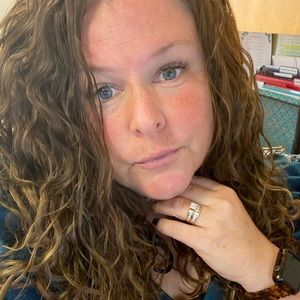 Meet your Posher, Kellie